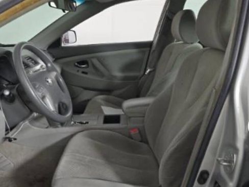 Used 2009 Toyota Camry LE image 9
