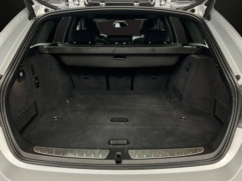 Used 2018 BMW 330i xDrive Wagon image 41