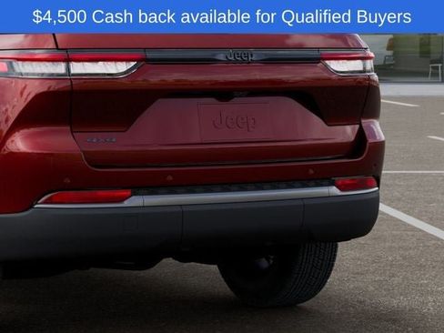 New 2026 Jeep Grand Cherokee Altitude AWD/4WD image 15