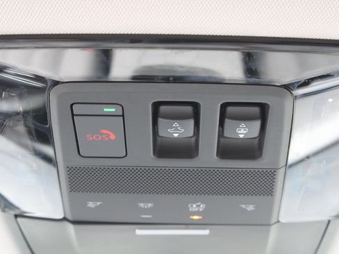 New 2025 Mitsubishi Outlander Platinum Edition image 23