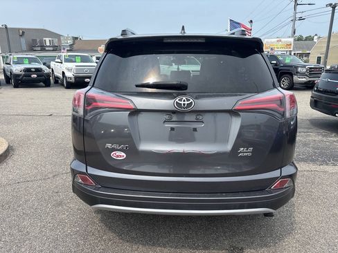 Used 2017 Toyota RAV4 XLE w/ Plus Special Value Package AWD/4WD image 8
