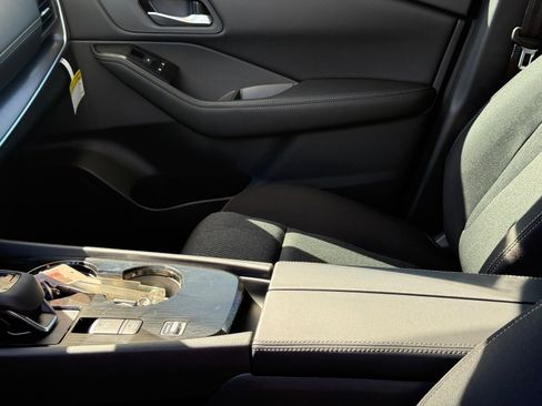 New 2026 Nissan Rogue SV w/ Cold Weather Package image 21