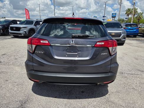 Used 2021 Honda HR-V LX image 9