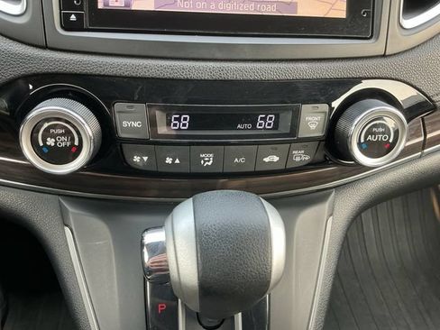 Used 2016 Honda CR-V Touring image 17