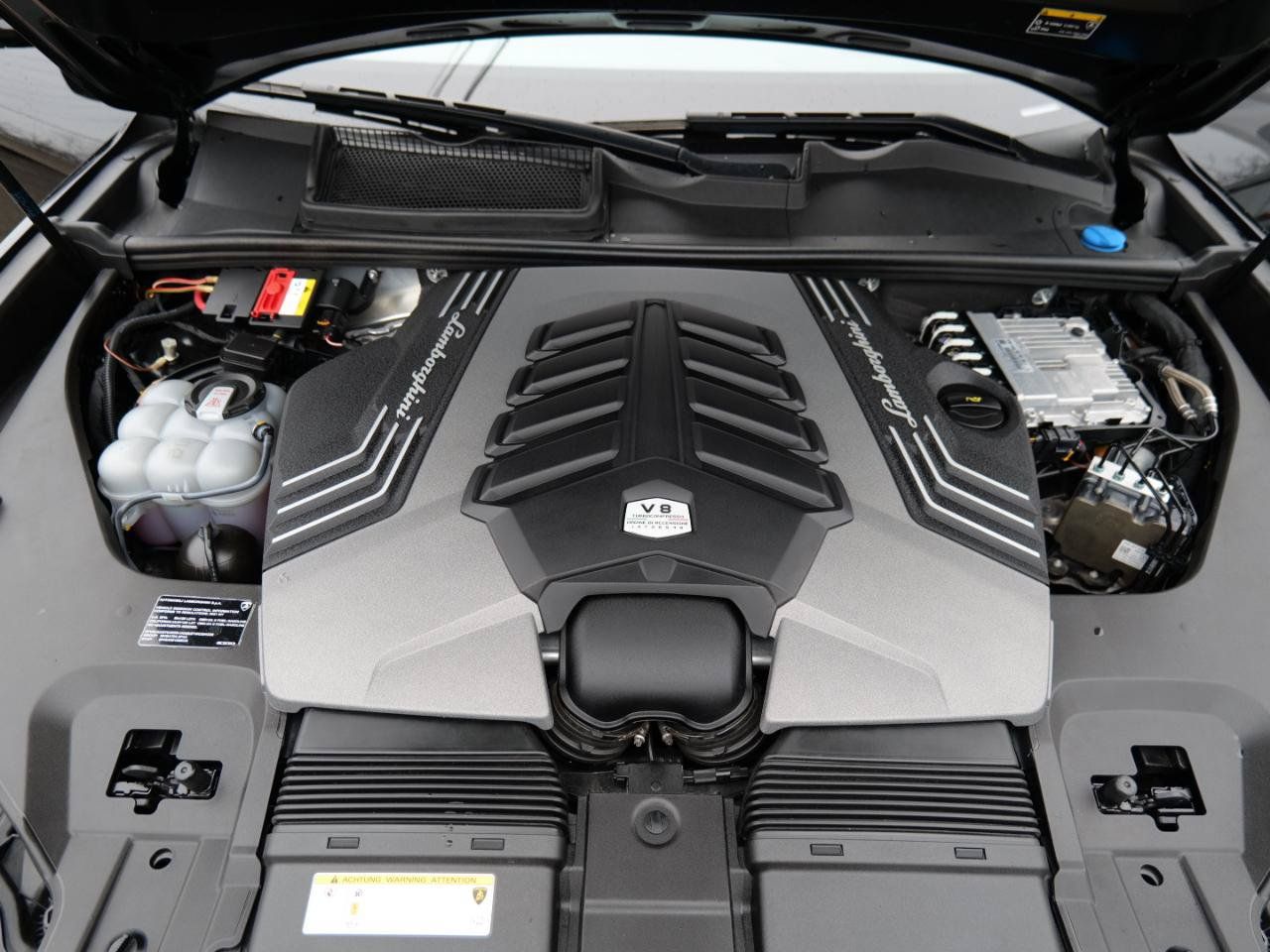 Used 2021 Lamborghini Urus AWD/4WD image 53