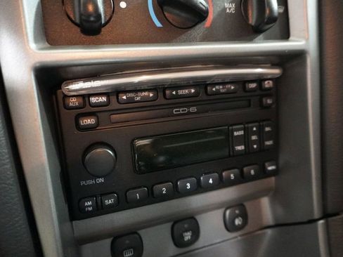 Used 2004 Ford Mustang Mach 1 image 14