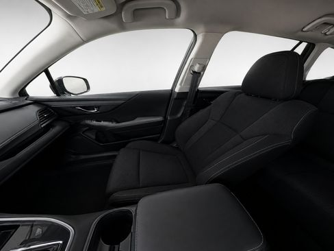 Used 2024 Subaru Outback Premium AWD/4WD image 11