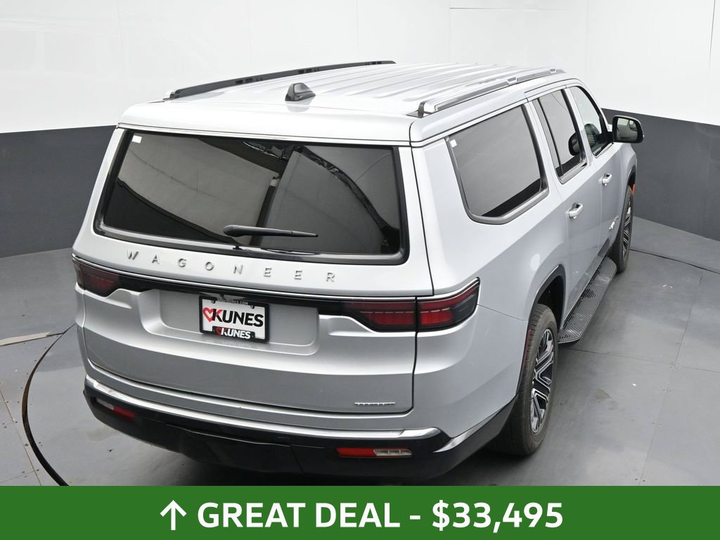 Used 2024 Jeep Wagoneer L Series II w/ Flexible Seating Group AWD/4WD image 33