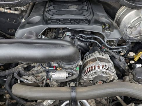 Used 2019 RAM 1500 Big Horn image 33