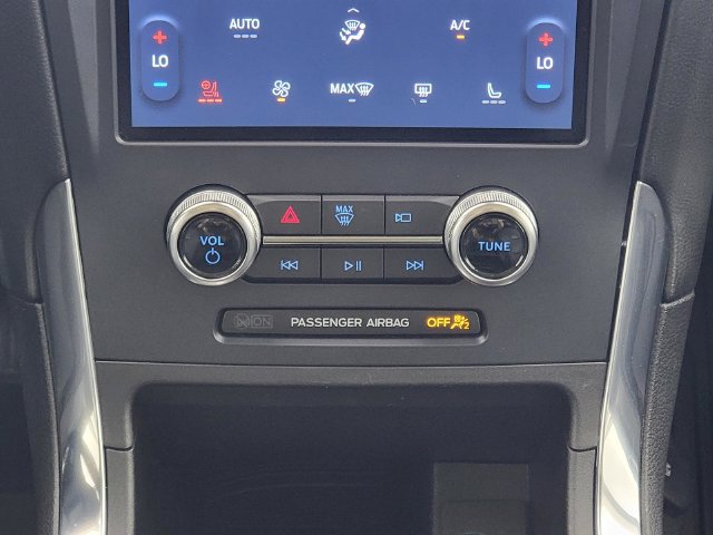Certified 2023 Ford Edge Titanium w/ Equipment Group 301A AWD/4WD image 23