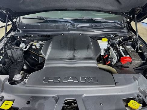 Used 2022 RAM 1500 Laramie AWD/4WD image 29
