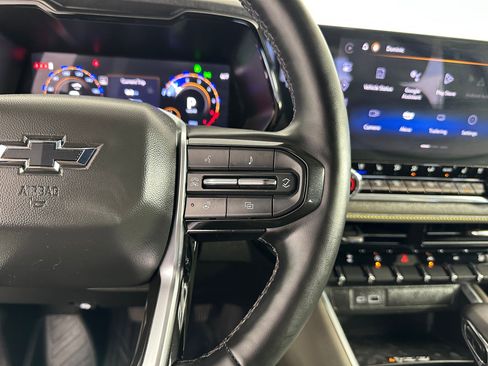 Used 2024 Chevrolet Colorado ZR2 w/ ZR2 Bison Edition image 24