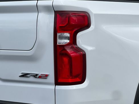 Certified 2025 Chevrolet Silverado 1500 ZR2 w/ Technology Package image 53