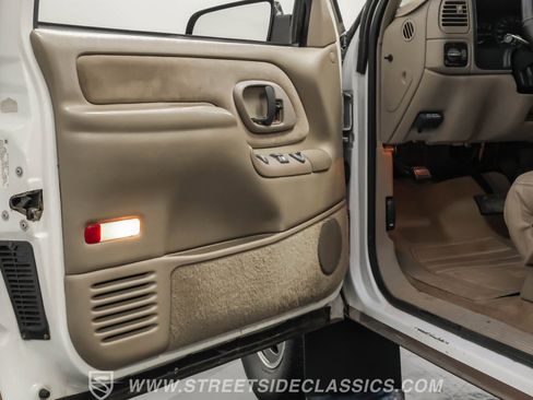 Used 1997 Chevrolet Silverado 3500 2WD Extended Cab w/ Preferred Equipment Group 3 image 38