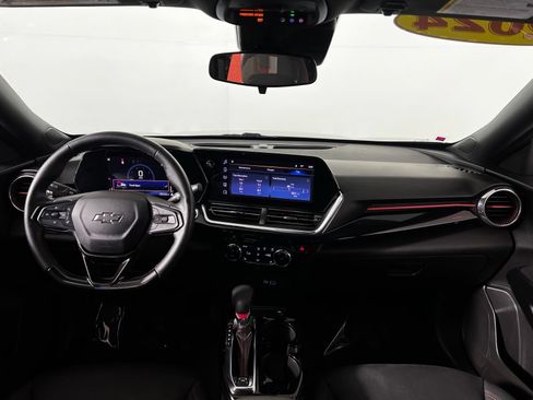 Used 2024 Chevrolet Trax RS w/ Driver Confidence Package FWD image 23