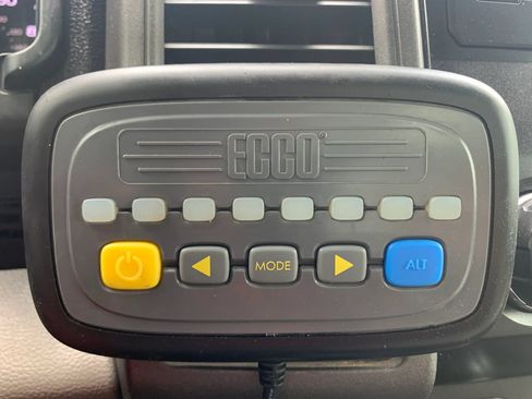 Used 2019 Ford F550 4x4 Regular Cab Super Duty image 18