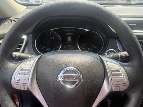 Used 2016 Nissan Rogue SV AWD/4WD image 11