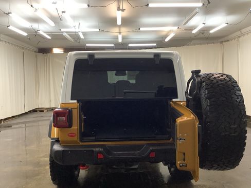 New 2026 Jeep Wrangler Unlimited Rubicon AWD/4WD image 7