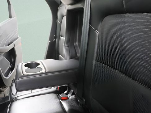 Used 2025 Ford Escape Platinum AWD/4WD image 27