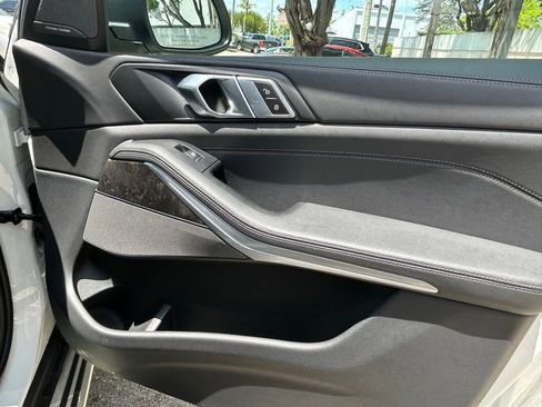 Used 2024 BMW X5 xDrive40i w/ Premium Package image 36