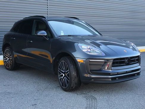 New 2026 Porsche Macan Base image 10