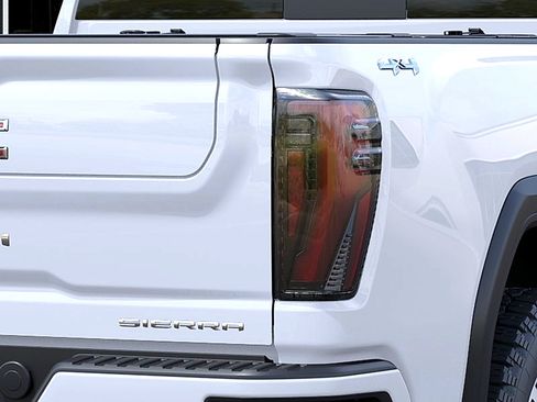 New 2026 GMC Sierra 2500 Denali Ultimate AWD/4WD image 11