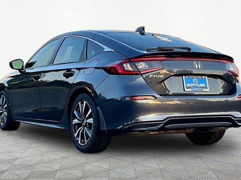 Used 2024 Honda Civic EX-L image 5