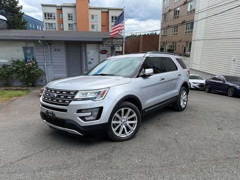 Used 2016 Ford Explorer Limited AWD/4WD image 2