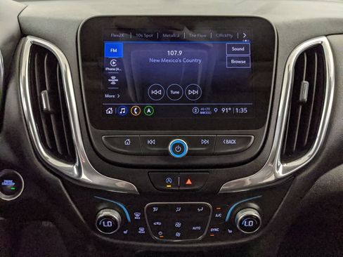 Used 2024 Chevrolet Equinox LT AWD/4WD image 8