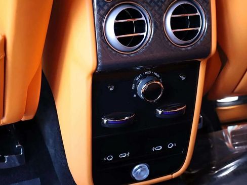 New 2026 Rolls-Royce Cullinan Black Badge AWD/4WD image 9