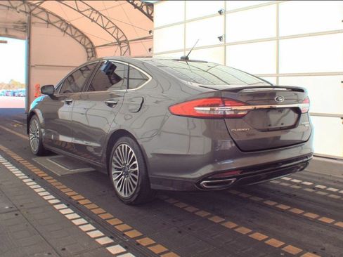 Used 2018 Ford Fusion Titanium image 3
