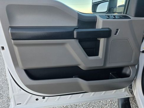Used 2020 Ford F250 XL w/ STX Appearance Package image 14