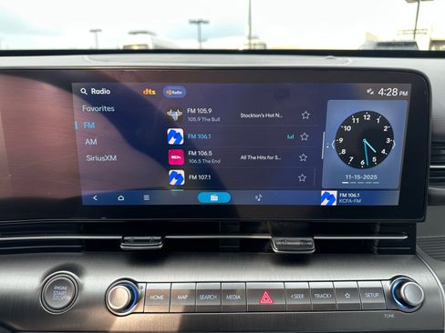 Used 2025 Hyundai Kona SEL image 21