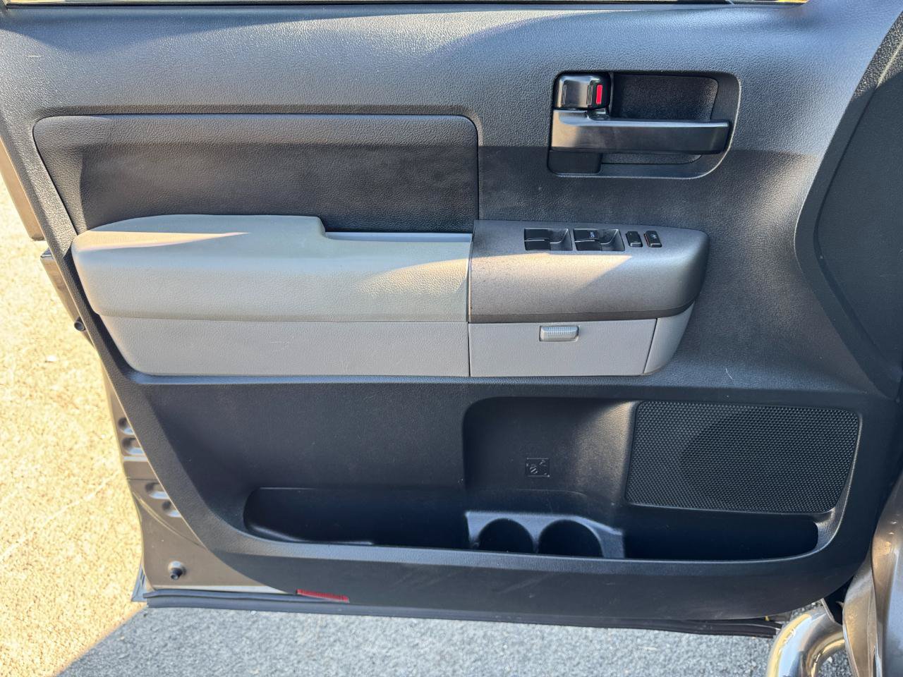 Used 2011 Toyota Tundra 2WD Double Cab image 29