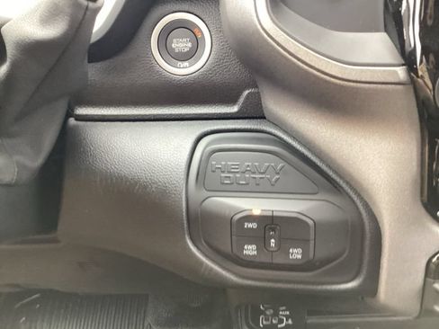 New 2026 RAM 5500 Tradesman w/ Chrome Appearance Group AWD/4WD image 31