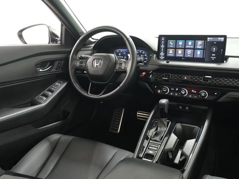 Used 2024 Honda Accord Sport image 10
