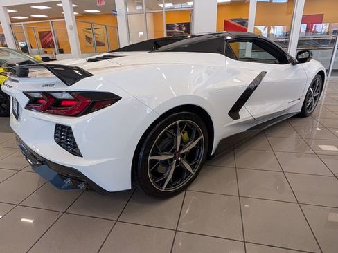 Used 2023 Chevrolet Corvette Stingray Premium Conv w/ Z51 Performance Package image 14