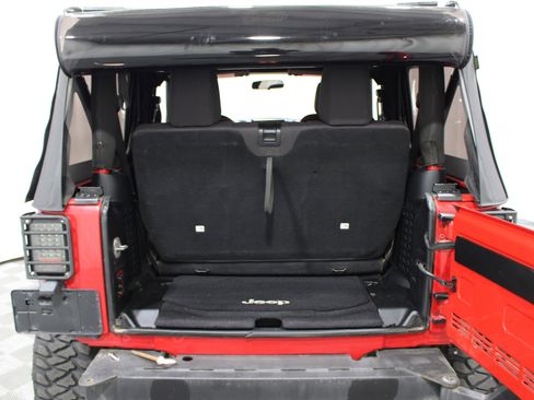Used 2013 Jeep Wrangler Sport AWD/4WD image 15