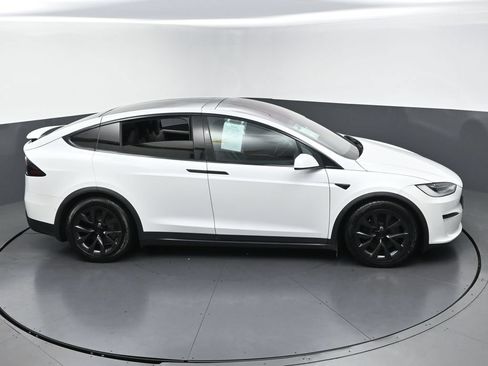 Used 2023 Tesla Model X AWD/4WD image 41