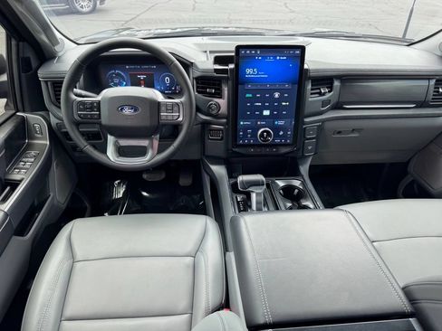 Used 2025 Ford F150 Lightning Flash AWD/4WD image 6