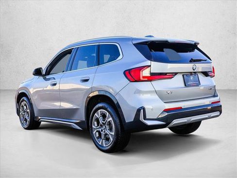 Used 2025 BMW X1 xDrive28i image 7