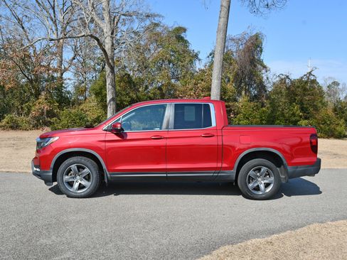 Used 2021 Honda Ridgeline RTL image 2