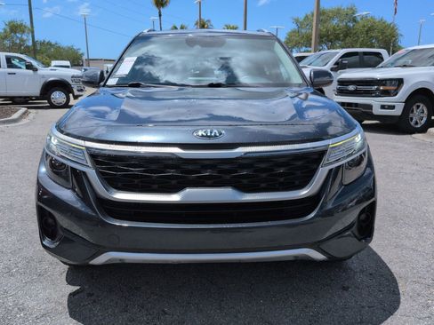 Used 2021 Kia Seltos S FWD image 3