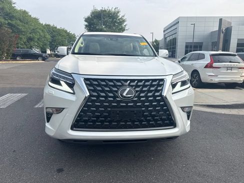Used 2021 Lexus GX 460 Premium w/ Premium Package AWD/4WD image 2