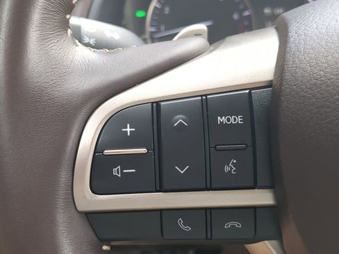 Used 2020 Lexus RX 350L Premium image 24