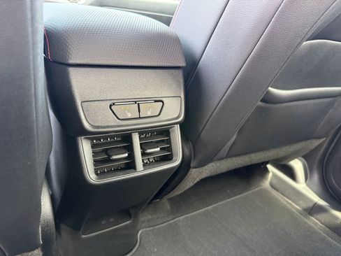 Used 2026 Chevrolet Equinox RS w/ Convenience Package III FWD image 26