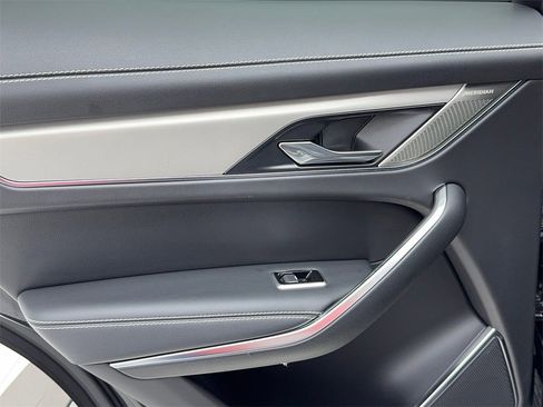 Used 2024 Jaguar F-PACE R-Dynamic S image 44