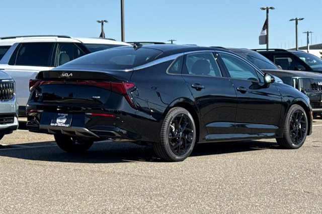 New 2027 Kia K5 GT-Line FWD image 5