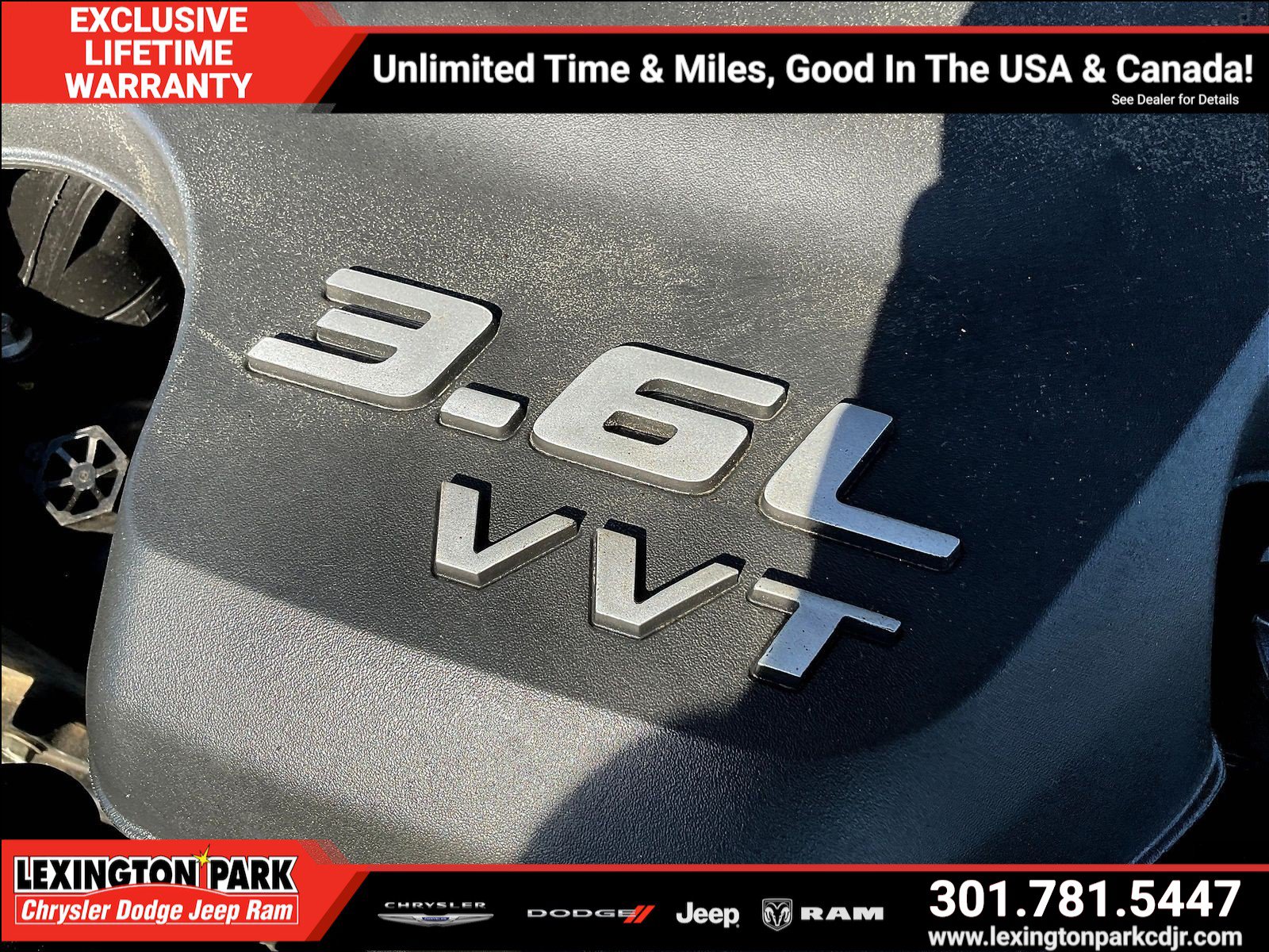 Used 2018 Chrysler 300 S RWD image 30