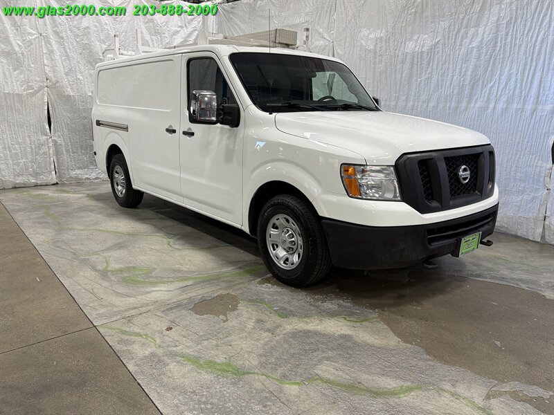 Used 2020 Nissan NV 3500 SV w/ Back Door Glass Package RWD image 2